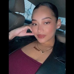 Meet your Posher, Gabrielle